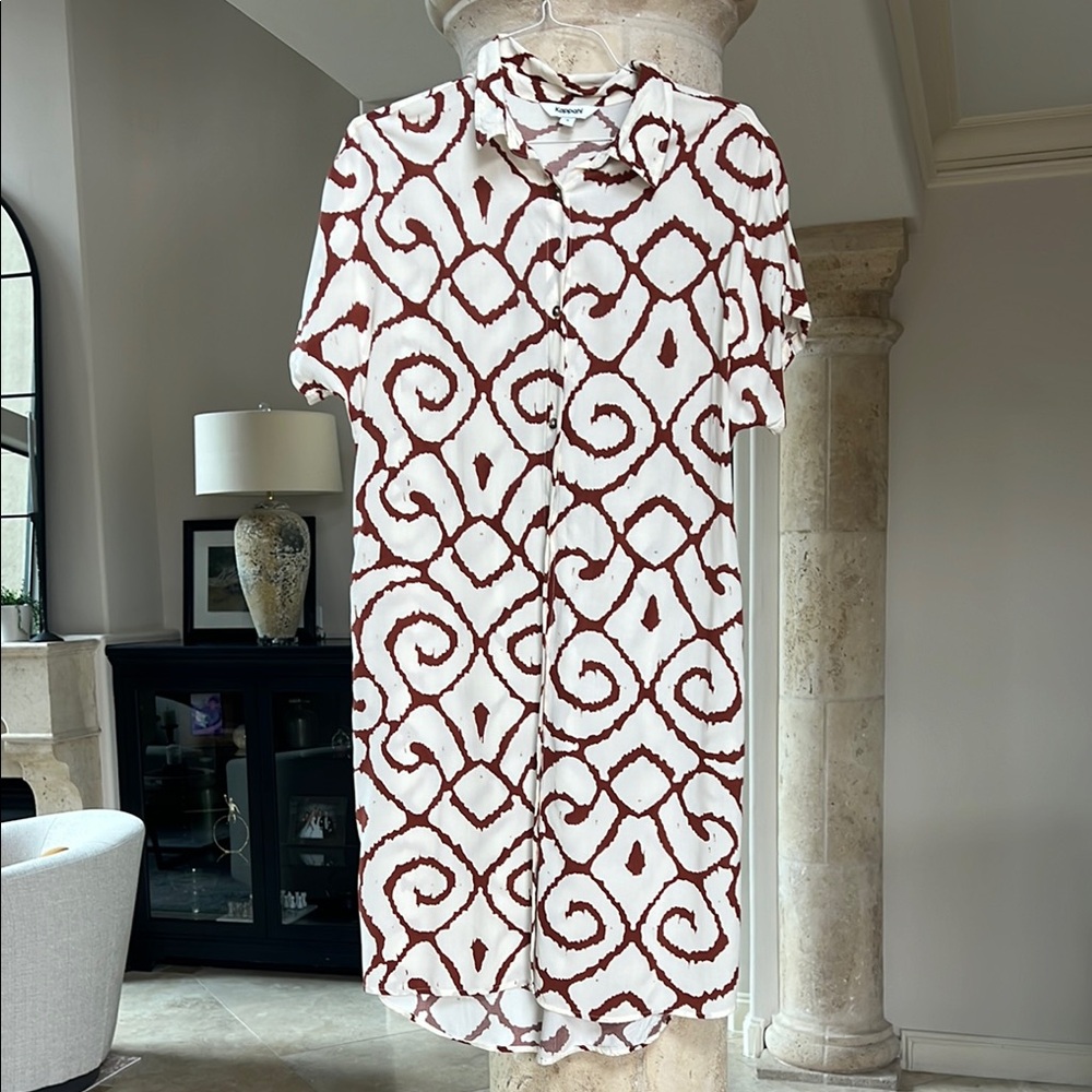 Creme and Brown Colored Patterned Short Sleeved Shirt Dress Size Small Collar